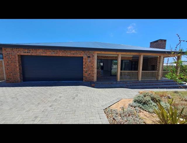 3 BEDROOM HOUSE FOR SALE IN STILBAAI-WES